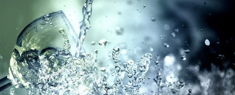 Wasserspender für Büro und Haushalt